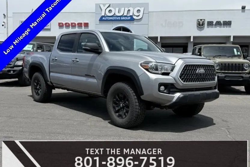 2019 Toyota Tacoma TRD Off-Road photo 1