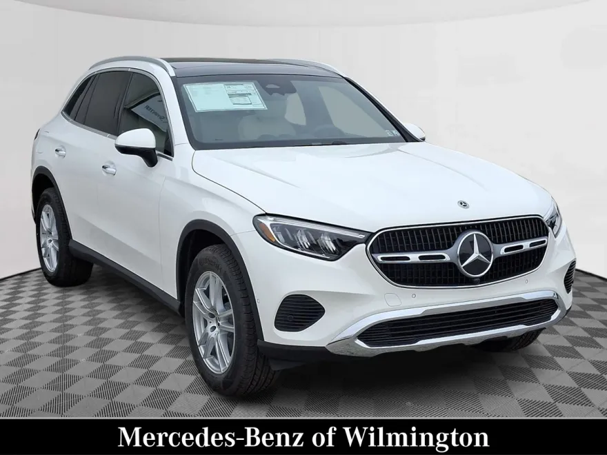 2025 Mercedes Benz GLC 300 4MATIC photo 1