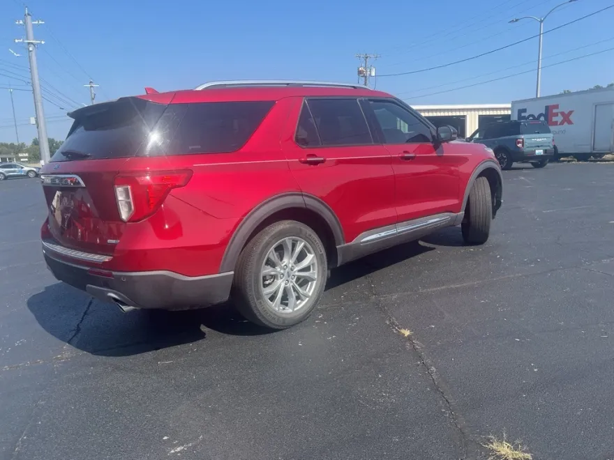 2020 Ford Explorer Limited photo 1