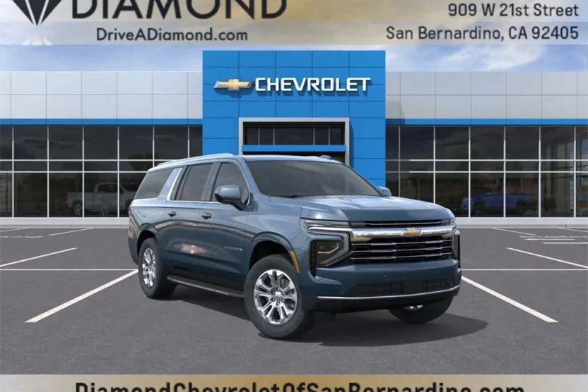 2026 Chevrolet Suburban LT photo 1