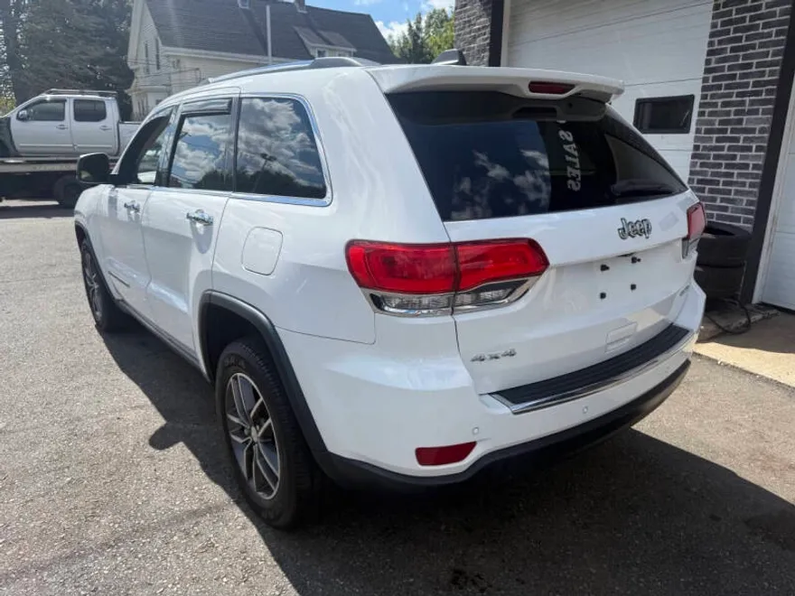 2017 Jeep Grand Cherokee Limited photo 1