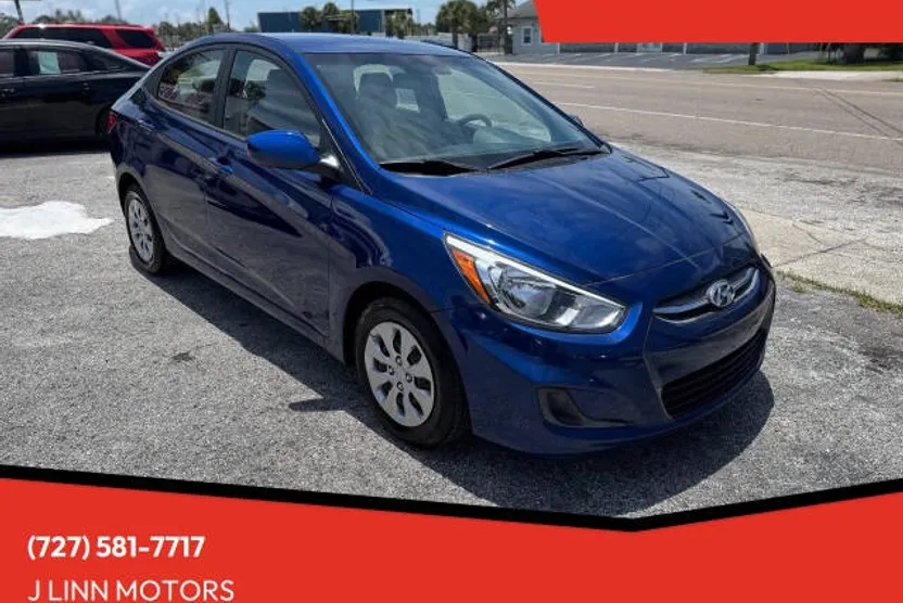 2017 Hyundai Accent Base photo 1