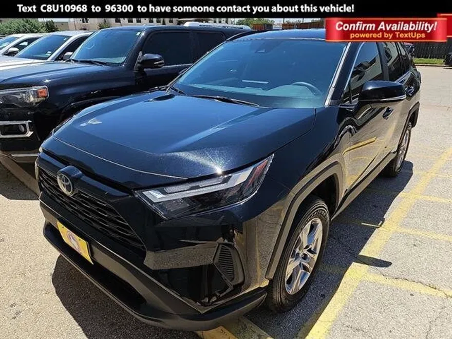 2024 Toyota RAV4 XLE photo 1