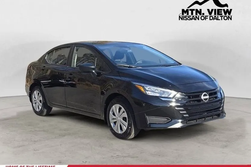 2025 Nissan Versa S photo 1