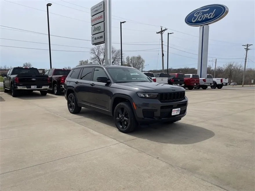2025 Jeep Grand Cherokee Altitude X photo 1