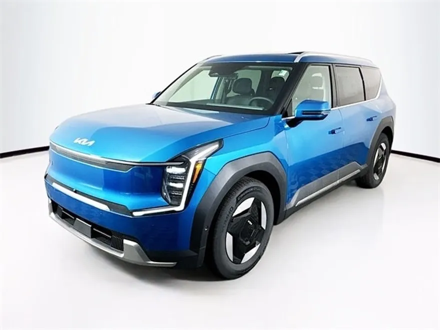 2026 Kia EV9 Wind photo 1