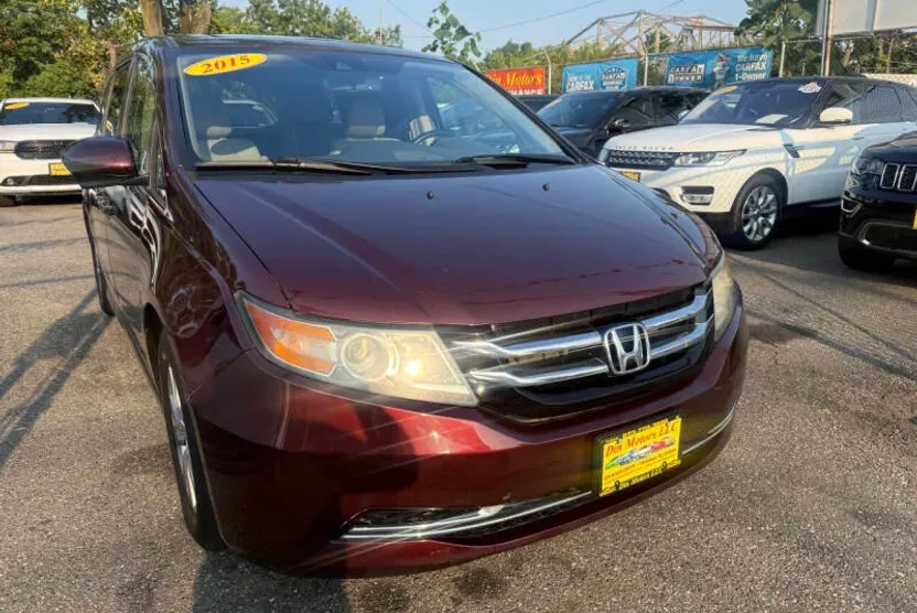 2015 Honda Odyssey EX-L photo 1