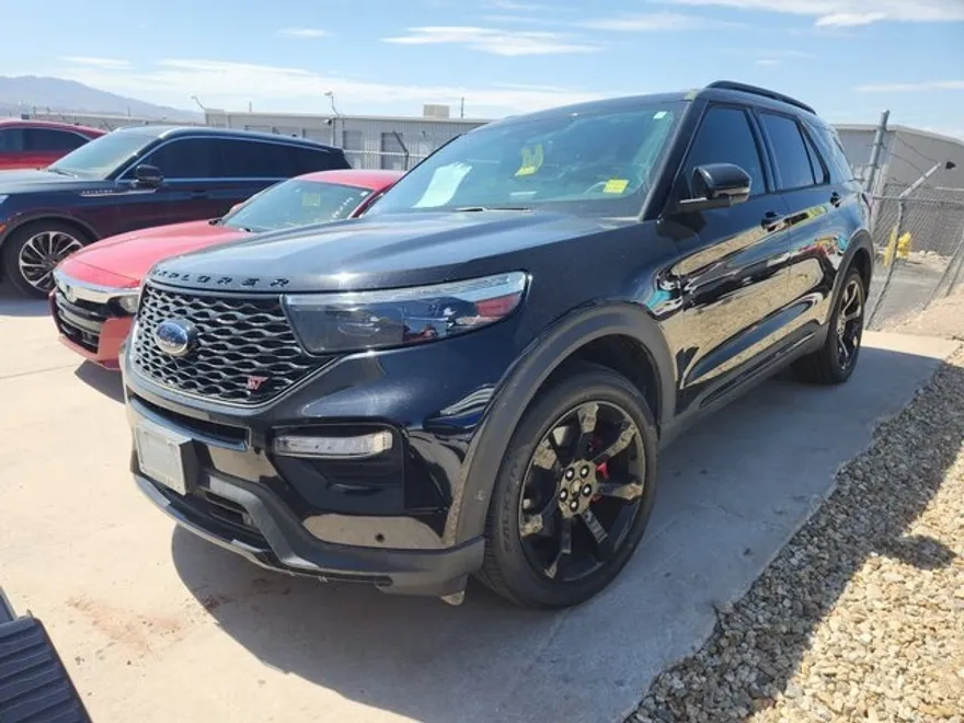 2021 Ford Explorer ST photo 1