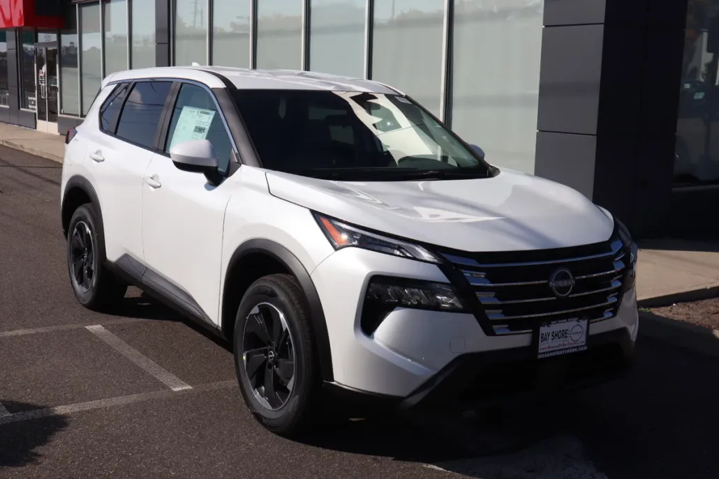 2026 Nissan Rogue SV photo 1