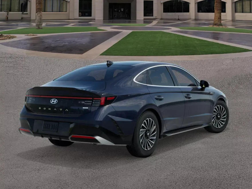 2026 Hyundai Sonata Hybrid Limited photo 1