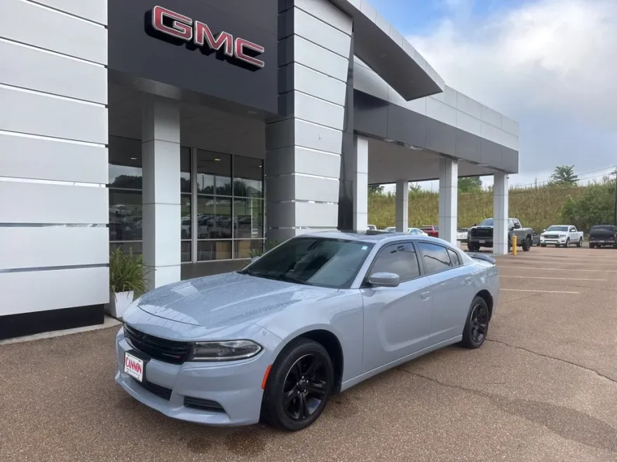 2021 Dodge Charger SXT photo 1
