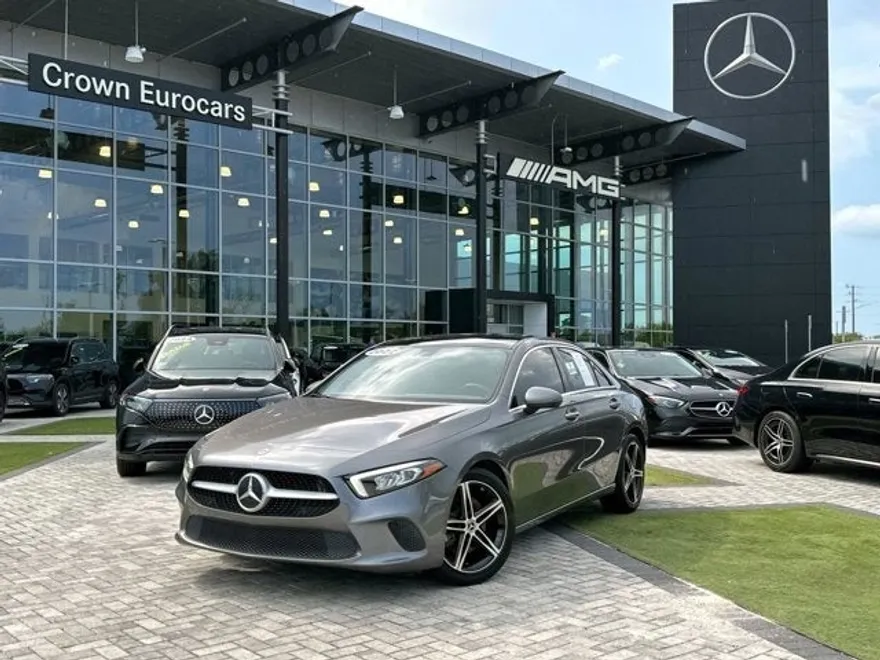 2022 Mercedes Benz A 220 photo 1