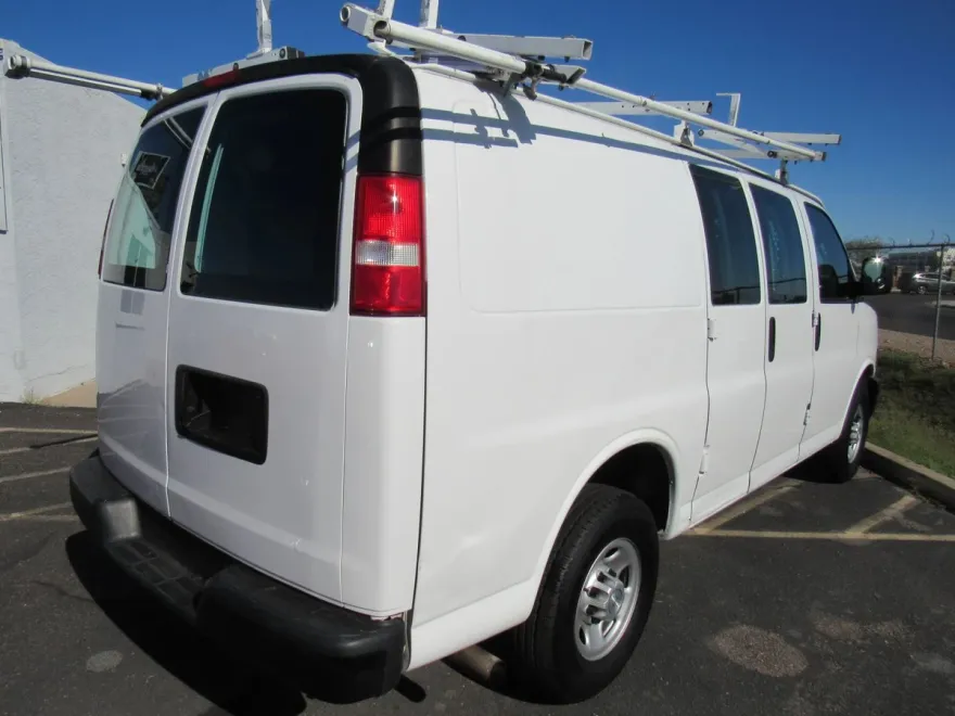 2019 Chevrolet Express 2500 Cargo Van photo 1