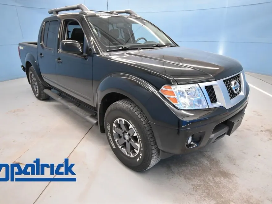 2020 Nissan Frontier PRO-4X photo 1