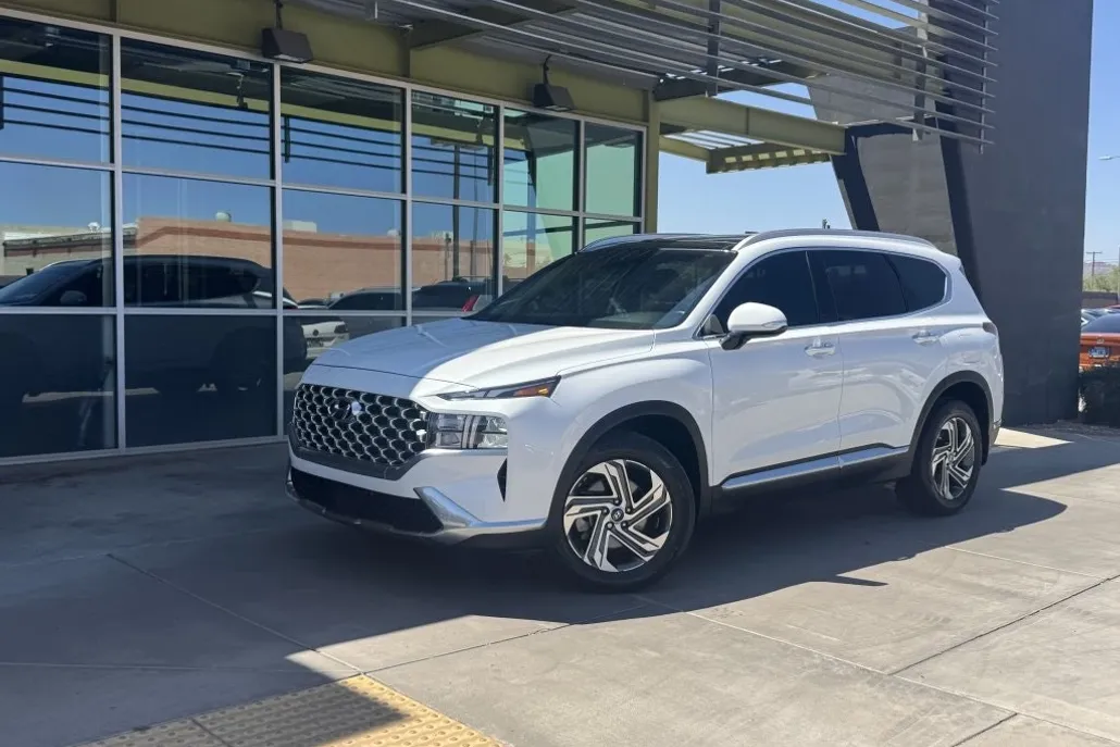 2022 Hyundai Santa Fe SEL Premium photo 1