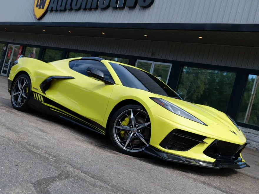 2021 Chevrolet Corvette Stingray Coupe 2LT Z51 photo 1