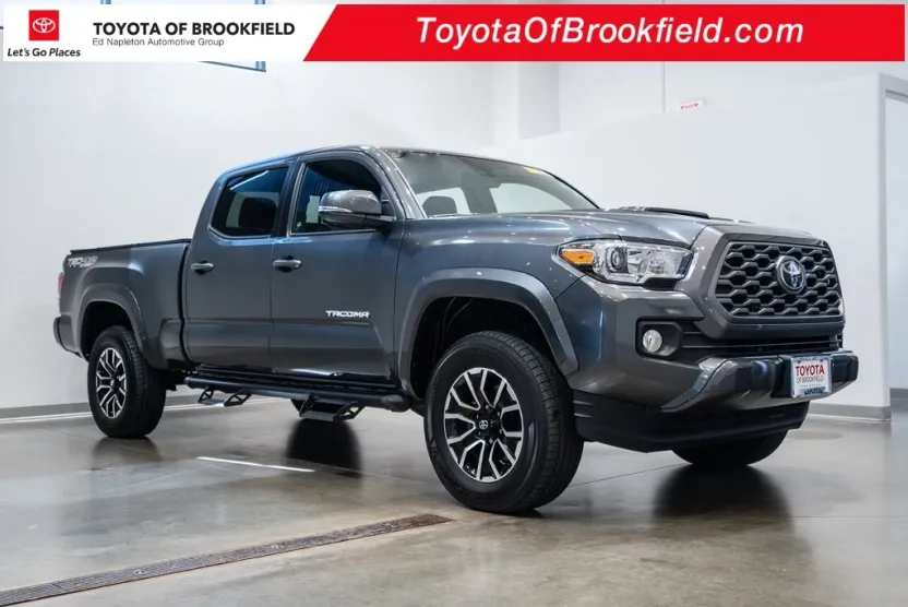 2022 Toyota Tacoma TRD Sport photo 1