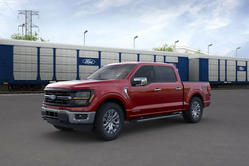 2025 Ford F-150 XLT photo 1