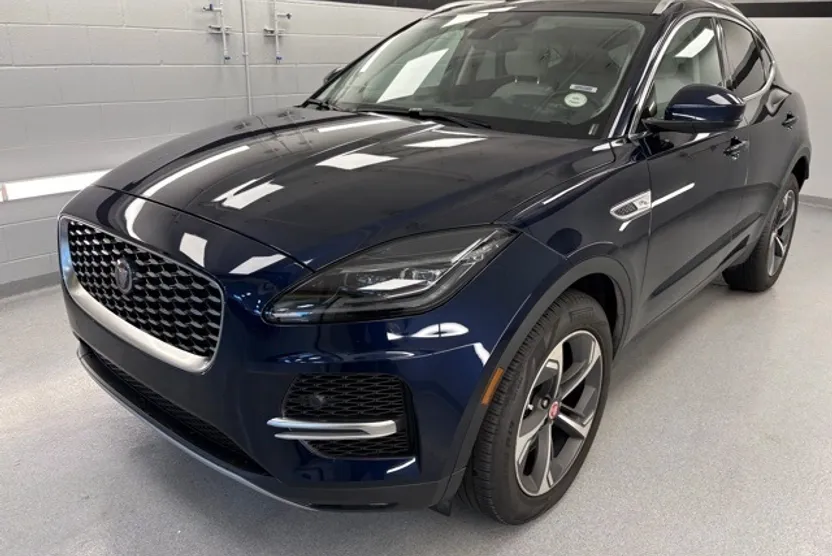 2023 Jaguar E-PACE P250 SE photo 1