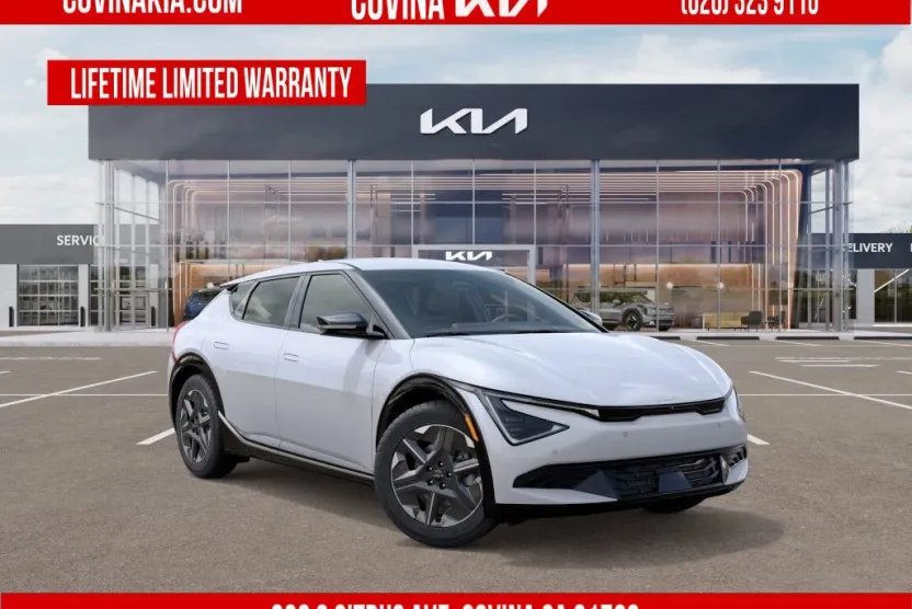 2025 Kia EV6 Light photo 1