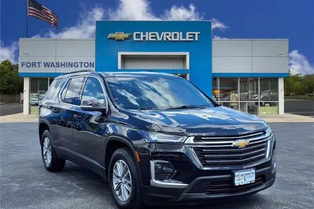 2023 Chevrolet Traverse Cloth photo 1