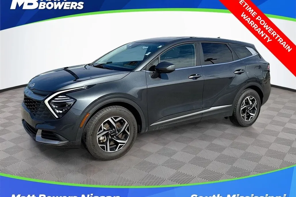 2024 Kia Sportage LX photo 1