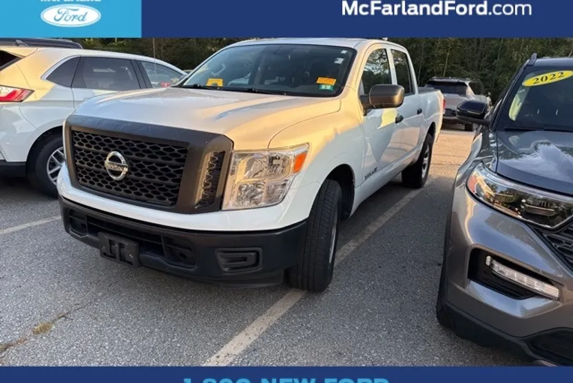 2017 Nissan Titan S photo 1