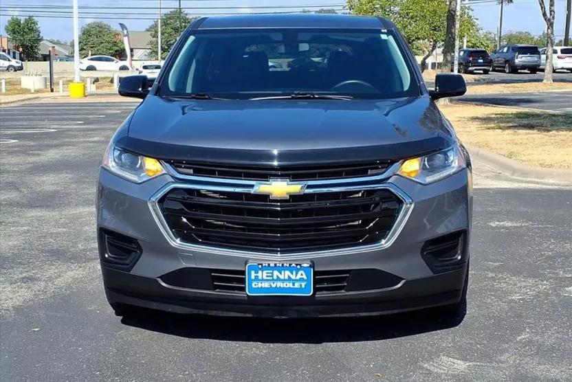 2020 Chevrolet Traverse LS photo 1