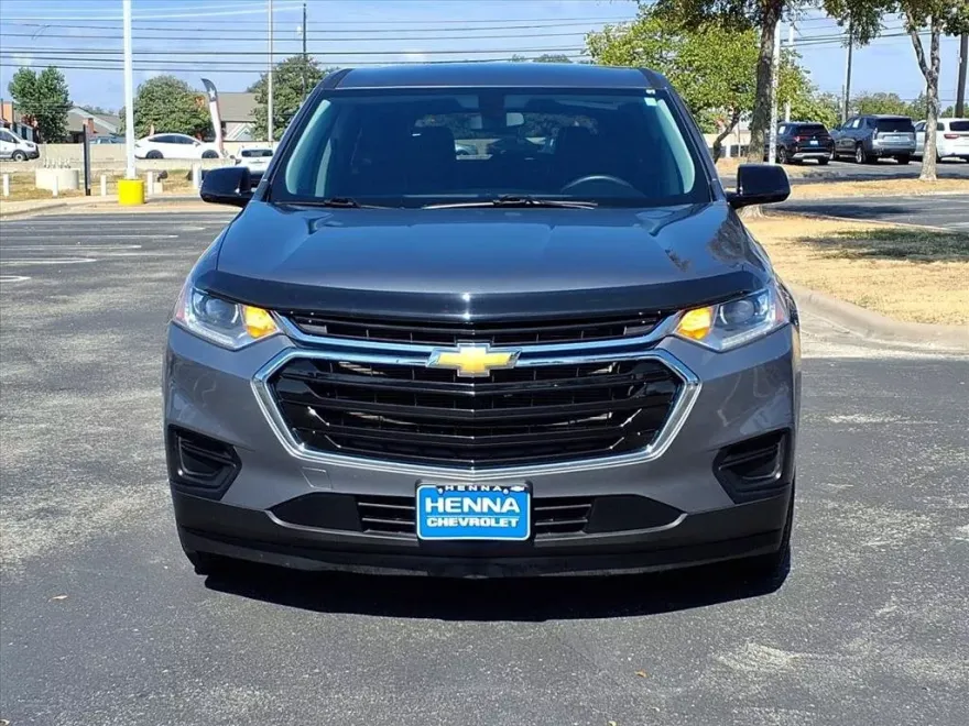 2020 Chevrolet Traverse LS photo 1