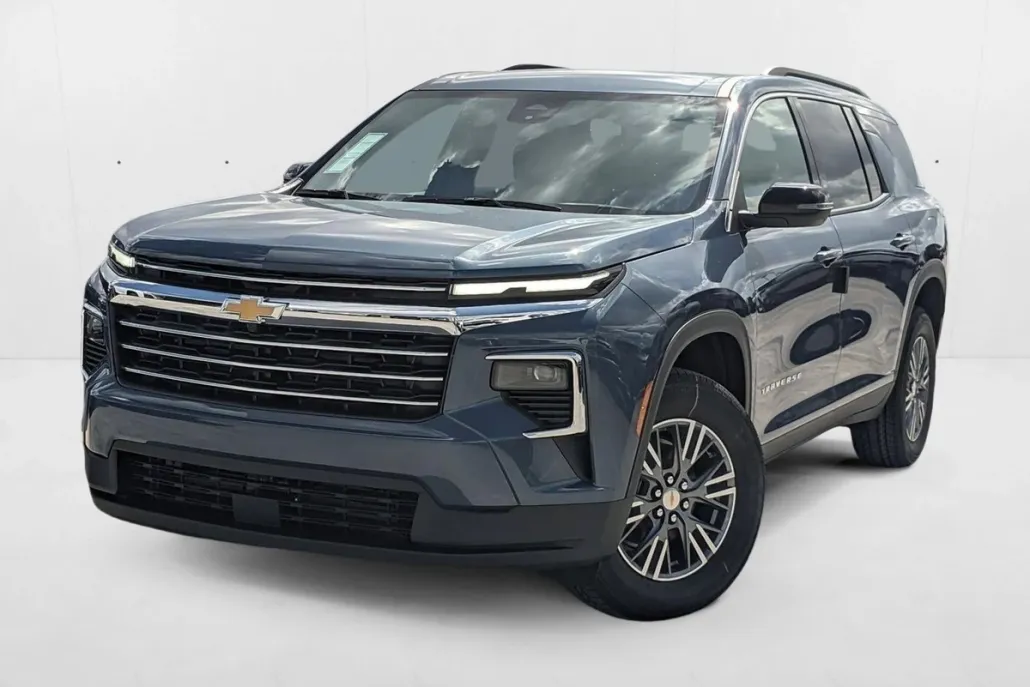 2025 Chevrolet Traverse photo 1