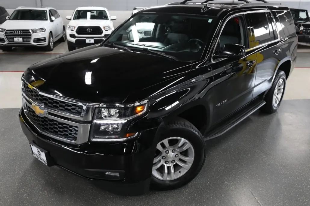 2020 Chevrolet Tahoe LT photo 1