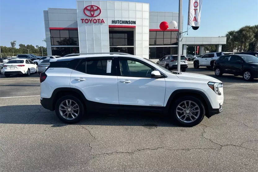 2023 Gmc Terrain SLT photo 1