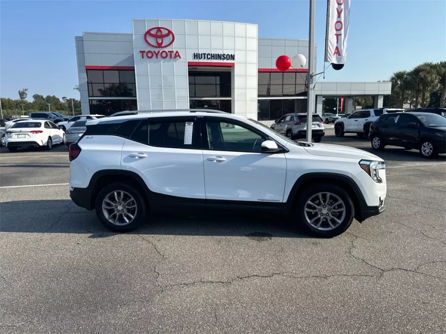 2023 Gmc Terrain SLT photo 1