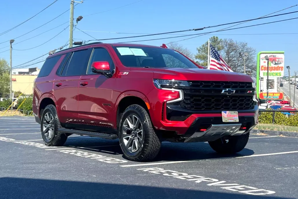 2023 Chevrolet Tahoe Z71 photo 1