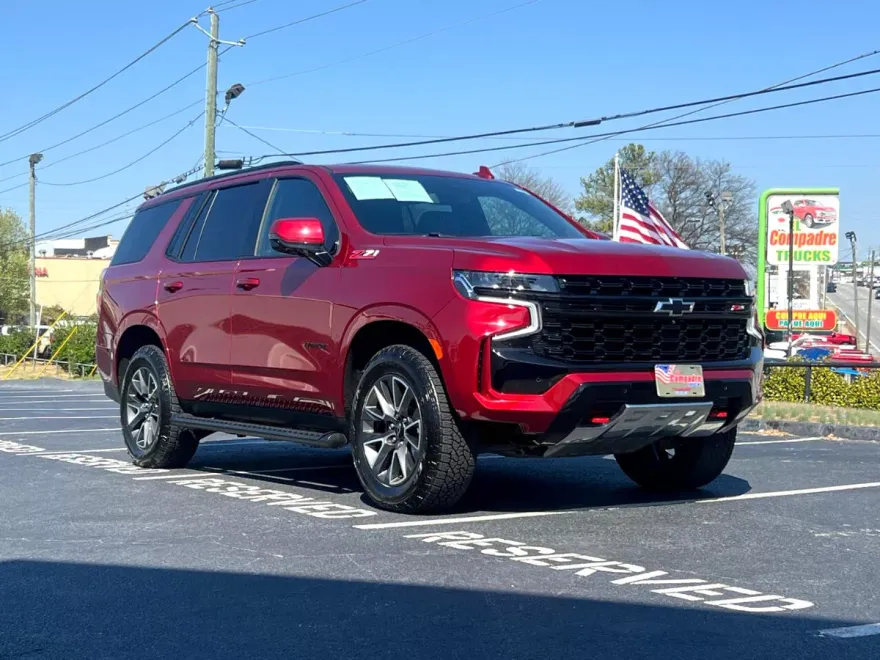 2023 Chevrolet Tahoe Z71 photo 1