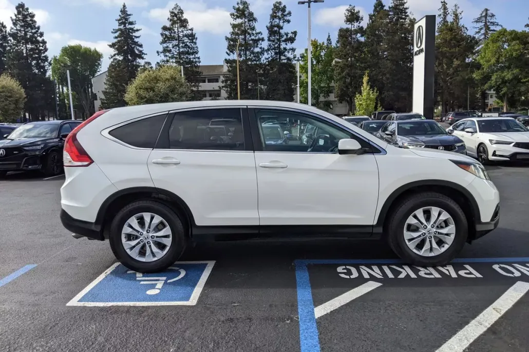 2013 Honda CR-V EX photo 1