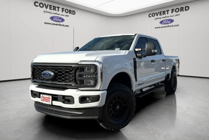 2025 Ford F-250 photo 1