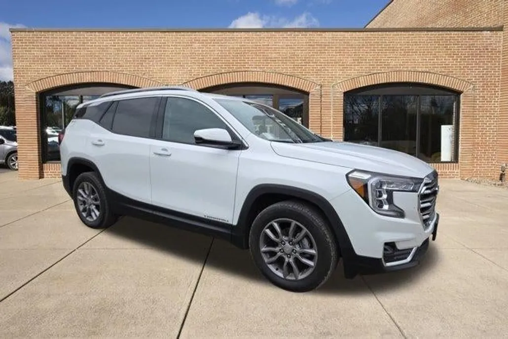2024 Gmc Terrain SLT photo 1