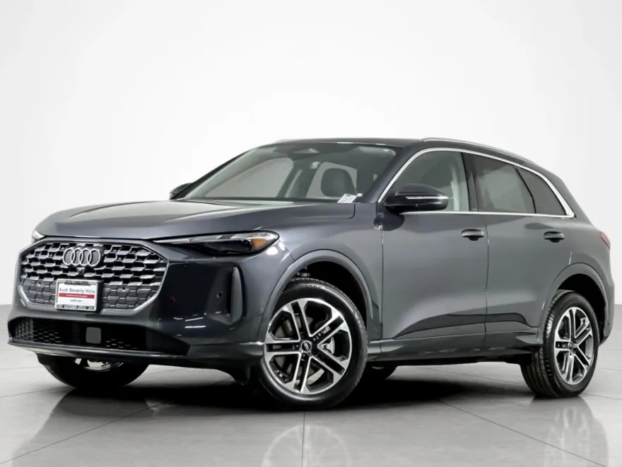 2025 Audi Q5 Premium TFSI photo 1