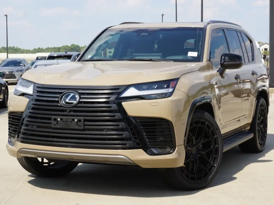 2025 Lexus LX photo 1