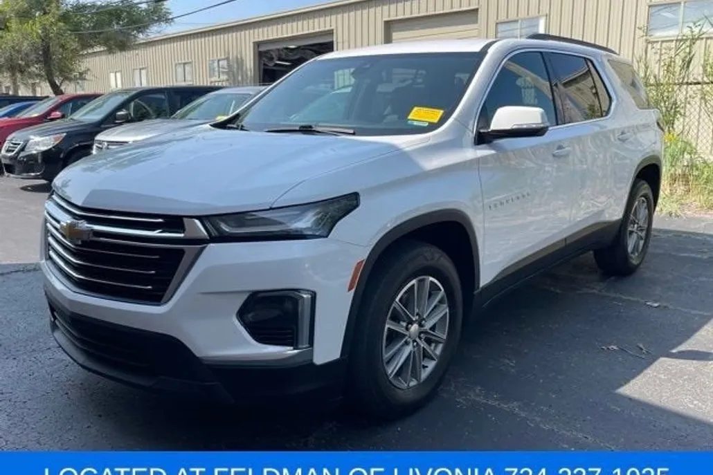 2022 Chevrolet Traverse Cloth photo 1