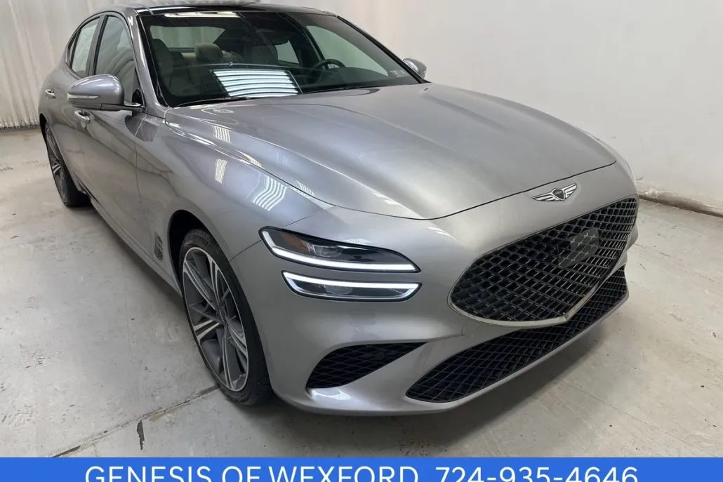2025 Genesis G70 2.5T photo 1