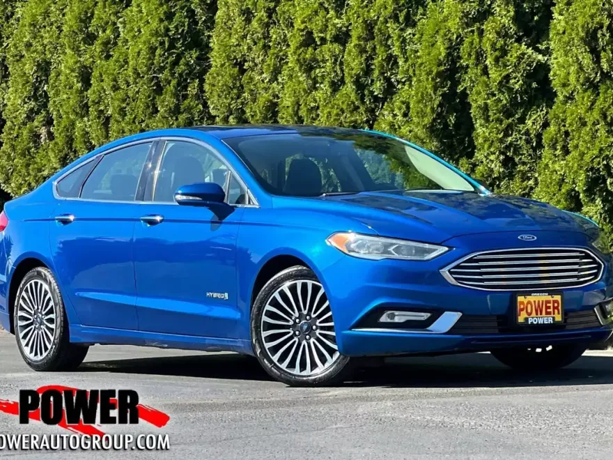 2018 Ford Fusion Hybrid Titanium photo 1
