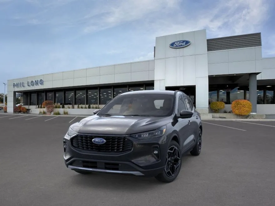 2026 Ford Escape Hybrid Platinum photo 1