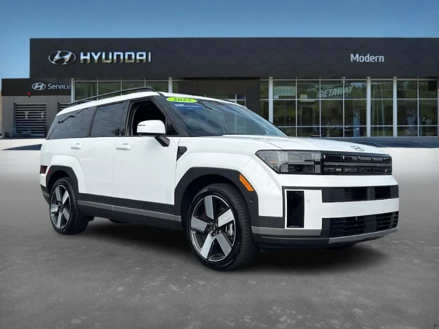 2025 Hyundai Santa Fe Limited photo 1