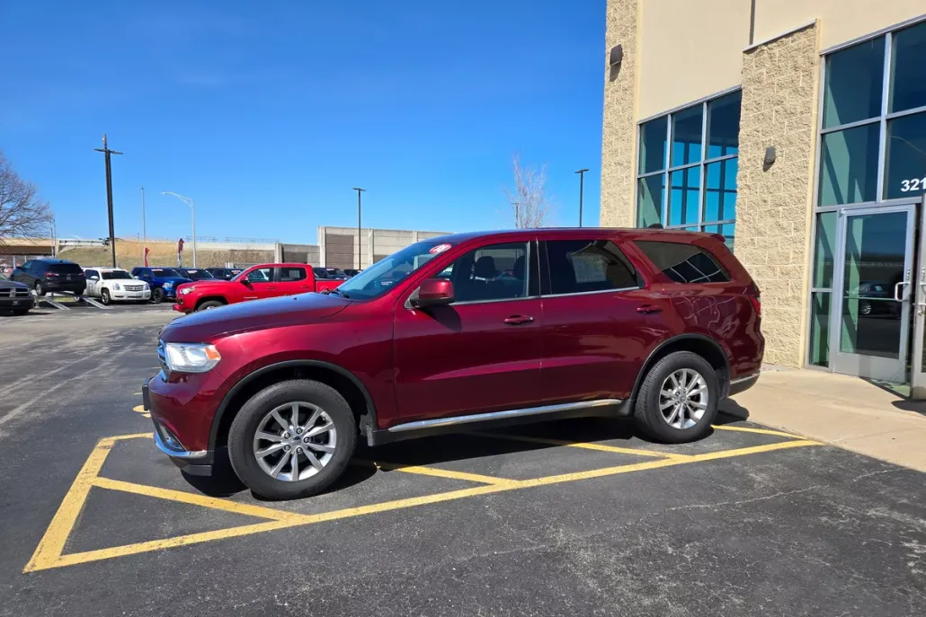 2018 Dodge Durango SXT photo 1