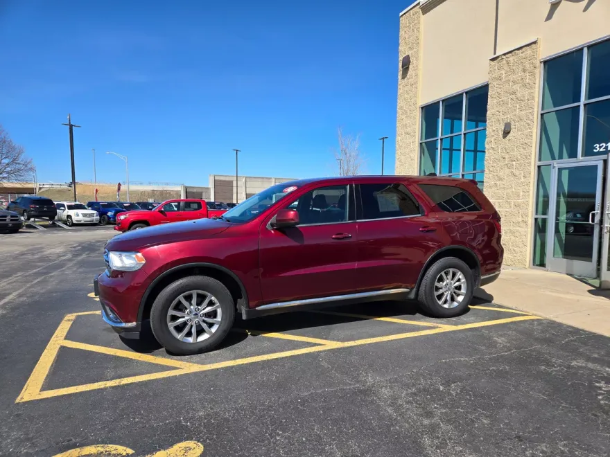 2018 Dodge Durango SXT photo 1