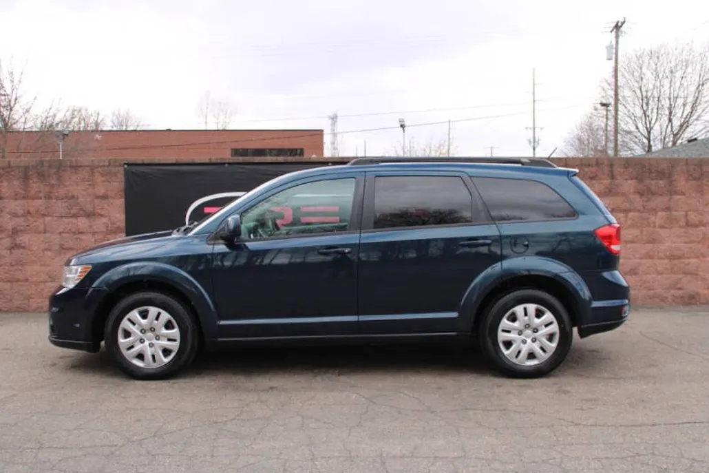 2013 Dodge Journey SXT photo 1