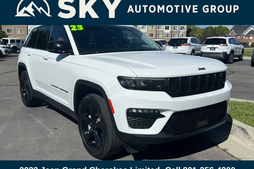 2023 Jeep Grand Cherokee Limited photo 1