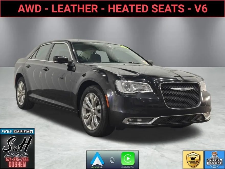 2021 Chrysler 300 Touring photo 1